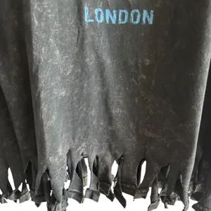 Hard Rock Cafe London Distressed Fringe Hem Graphic Tee Rock Grunge Sz XXL Y2K thumbnail 2