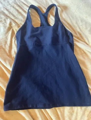 Lululemon Women's Black Tank Top Size 6 thumbnail 1