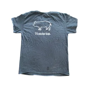 Vintage y2k Funny / Ironic Pig ‘I’d Smoke That.’ Legends Smokehouse T Shirt 🔥 thumbnail 1