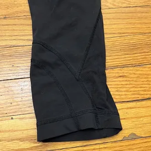 ‎Lululemon carpi leggings size 6 thumbnail 2