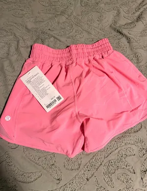 Lululemon Hot Hot Shorts thumbnail 2