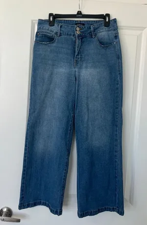 Curve Appeal Jeans High Rise Wide Leg thumbnail 1