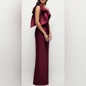 NEW Alfred Sung Bow Detail One-Shoulder Satin Twill Column Gown Sz 4 Cabernet thumbnail 3