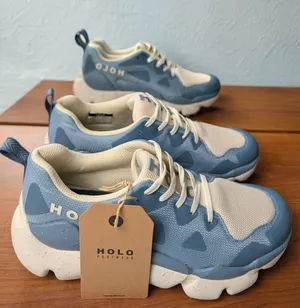 HOLO Footwear Nephelae For Any Run in Blue & Cream (Unisex) thumbnail 1
