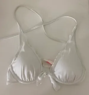 Victoria's Secret Bikini Top thumbnail 1