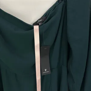 Lulus Feel the Romance Emerald Green Of The Shoulder Maxi Dress Formal L NWT thumbnail 7