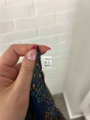 Vintage Floral Print Square Scarf thumbnail 3