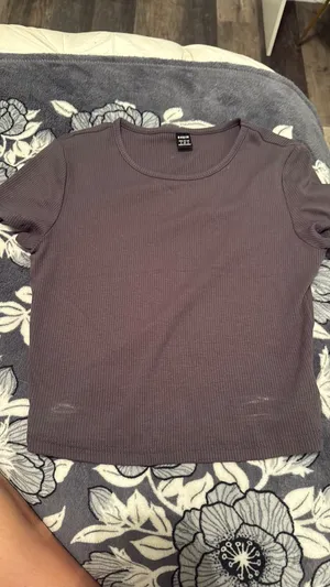 Shein Grey Crop Top Ribbed thumbnail 2