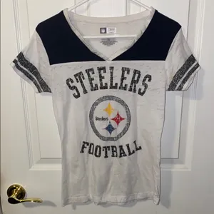 NFL White and Black Short Sleeve Tee Steelers Edition Size Medium thumbnail 1
