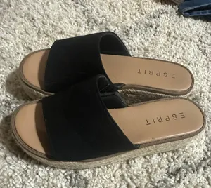 platform sandals Size 7.5 thumbnail 1