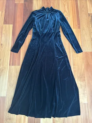 Vintage black velvet dress thumbnail 1