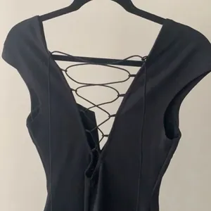 ✨ Black Bodycon Dress with Lace-Up Back✨ thumbnail 4