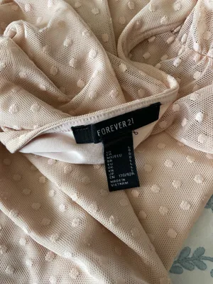 Forever 21 pink polka dot long sleeve bodysuit. Size L thumbnail 4