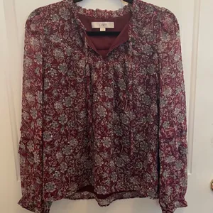 Loft Womens Burgundy Floral Clip Dot Ruffle Sleeve Tie Neck Blouse Size M thumbnail 2