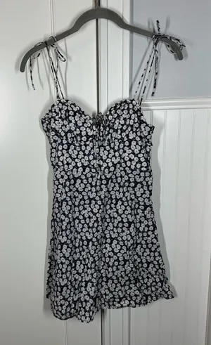 Oh Polly Princess Polly Rowi mini dress blue white‎ ditsy floral print with tie straps 4 thumbnail 1