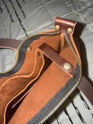 Portland Leather Tote Bag in Dark Brown - Classic Everyday Carry thumbnail 5