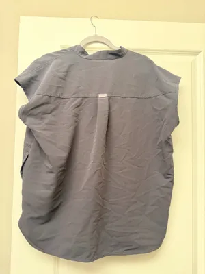 FIGS Top thumbnail 3