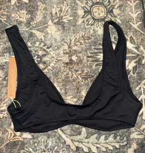 SKIMS Triangle Swim Top thumbnail 2