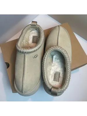 UGG Tazz Platform in Sand color. Scandi-Chic Neutral Slip-On / Mule Gen-Z Sz 8 thumbnail 6