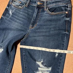 Judy Blue Mid-Rise Straight Leg Distressed Dad Jean, size 28 thumbnail 7