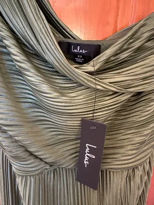 Lulus - Poised Performance Olive Green Plisse One-Shoulder Maxi Dress thumbnail 2