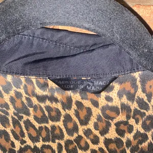 Utex Designs Black Button Down Trench Coat Women's Size Small Leopard Interior thumbnail 5