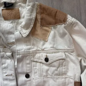 Urban Outfitters BDG Adult/Women’s Patchwork White Denim Jean Jacket L thumbnail 6