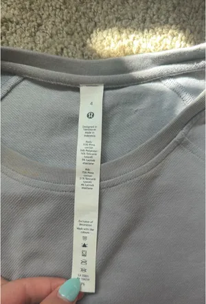 Lululemon Long Sleeve thumbnail 3