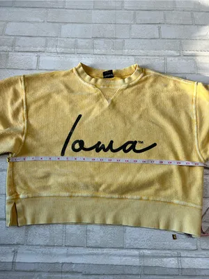 University of Iowa Yellow Corded Cropped Game Day Sweatshirt size Medium thumbnail 4