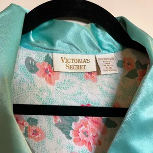 Vintage Victoria's Secret Gold Label Pajama Shirt Robe Button Front Floral Small thumbnail 5