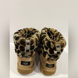 UGG Classic Short Chestnut Leopard Cuff Boots Women 11 Sheepskin Winter Cozy thumbnail 4