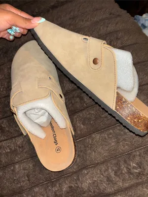 Tan Comfort Clogs Size 13 thumbnail 2