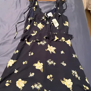 the label sundress thumbnail 6