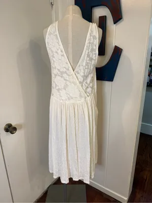 Sleeveless Cream Midi Dress with Relaxed A-Line Silhouette Sz S thumbnail 3