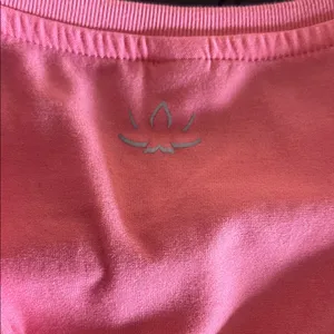 Beyond Yoga Women's Pink Sleeveless Top thumbnail 2