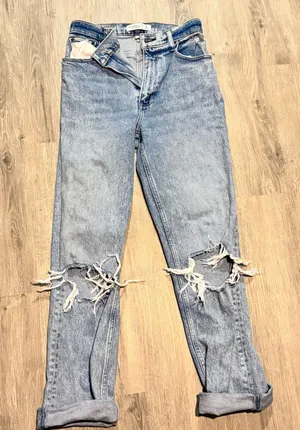 Abercrombie Jeans 90s Straight Ultra High-Rise thumbnail 1