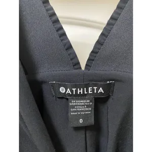 Athleta Savannah Jumpsuit Womens 0 Black Sleeveless V Neck Elastic Waist Casual thumbnail 4