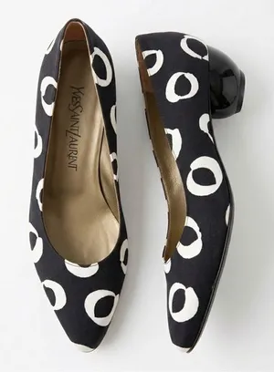 Yves Saint Laurent Circle Print Sculpted Ball Heel Pointed Toe Vintage Pump 7.5 thumbnail 1