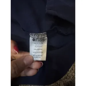 Figs Scrub Shirt XL Blue‎ Technical Collection Medical Uniform Top V Neck thumbnail 3