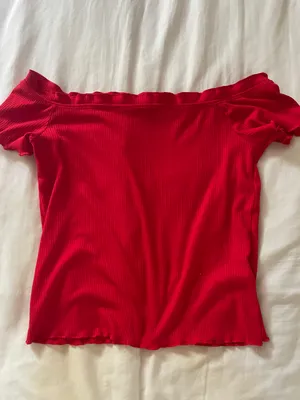 Red Size L thumbnail 1