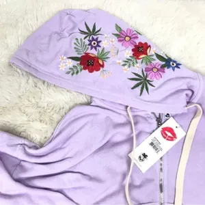 WILDFOX Hoodie Cropped Jacket‎ Large Purple Embroidered Flowers Zip Front Pastel thumbnail 10
