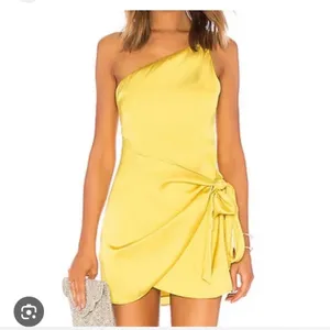 NWT Lovers + Friends Karen Mini Dress Yellow Gold Satin Wrap Dress Small Revolve thumbnail 5