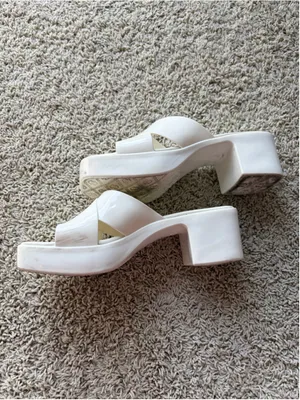 Jeffrey Campbell Bubblegum Platform Sandals Size 9 White Mod Y2K 1960s Retro thumbnail 3