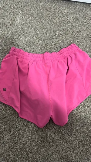 Lululemon Shorts Hotty Hot 2.5" thumbnail 2