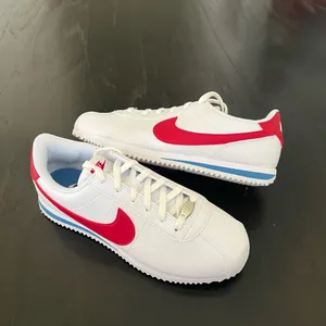 New NIKE Cortez GS 'Forrest Gump' 2024 thumbnail 3