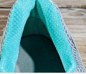 Marauder 3 women's size 9.5 Gray and green . thumbnail 9