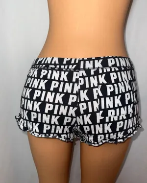 Vs pink Loungewear shorts thumbnail 3