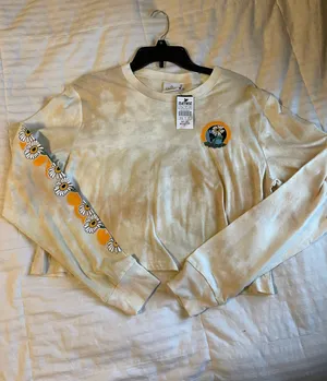 cropped long sleeve thumbnail 2