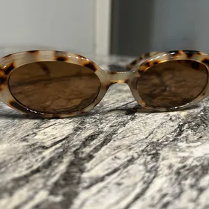 Tortoise Shell Sunglasses Brown thumbnail 4