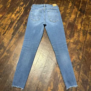 American Eagle Dream jean super high rise size 6 jeggings thumbnail 2